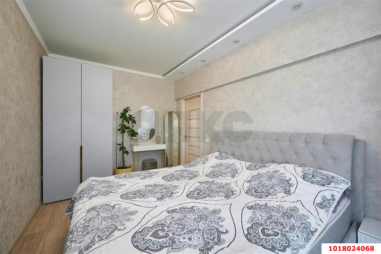 Фото №13: 3-комнатная квартира <span class="whitespace-nowrap">100 м²</span>, <span class="whitespace-nowrap">11/24 эт.</span> - Краснодар, Карасунский внутригородской округ, мкр. Камвольно-суконный Комбинат, ул. Онежская, 1