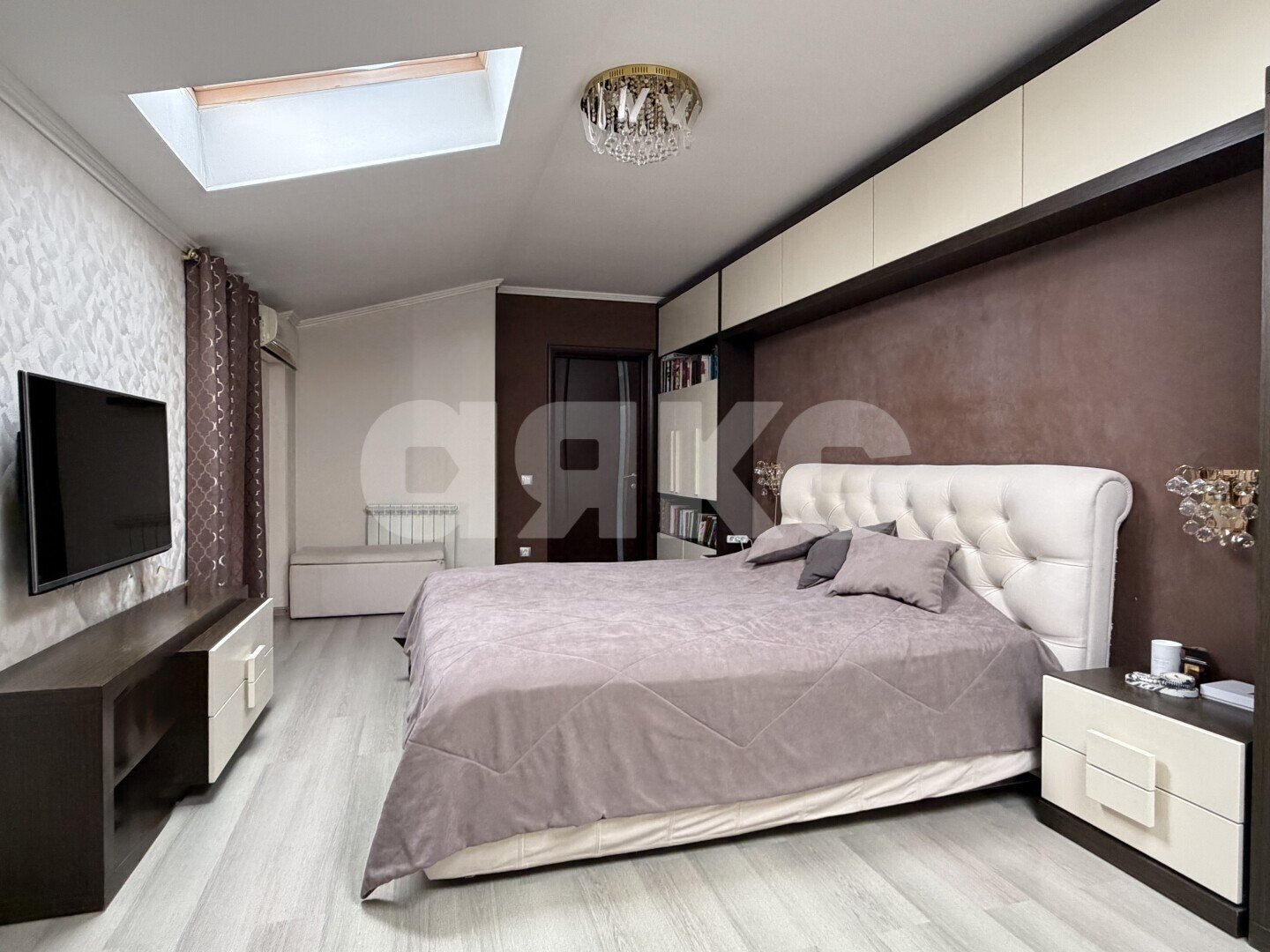 Фото №10: 4-комнатная квартира <span class="whitespace-nowrap">155 м²</span>, <span class="whitespace-nowrap">12/12 эт.</span> - Анапа, мкр. Алексеевка, ул. Анапское шоссе, 1Г