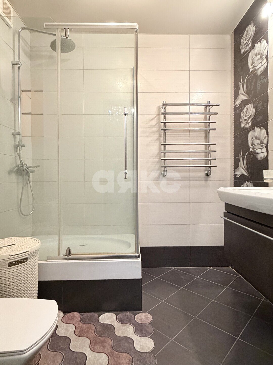 Фото №27: 4-комнатная квартира <span class="whitespace-nowrap">155 м²</span>, <span class="whitespace-nowrap">12/12 эт.</span> - Анапа, мкр. Алексеевка, ул. Анапское шоссе, 1Г