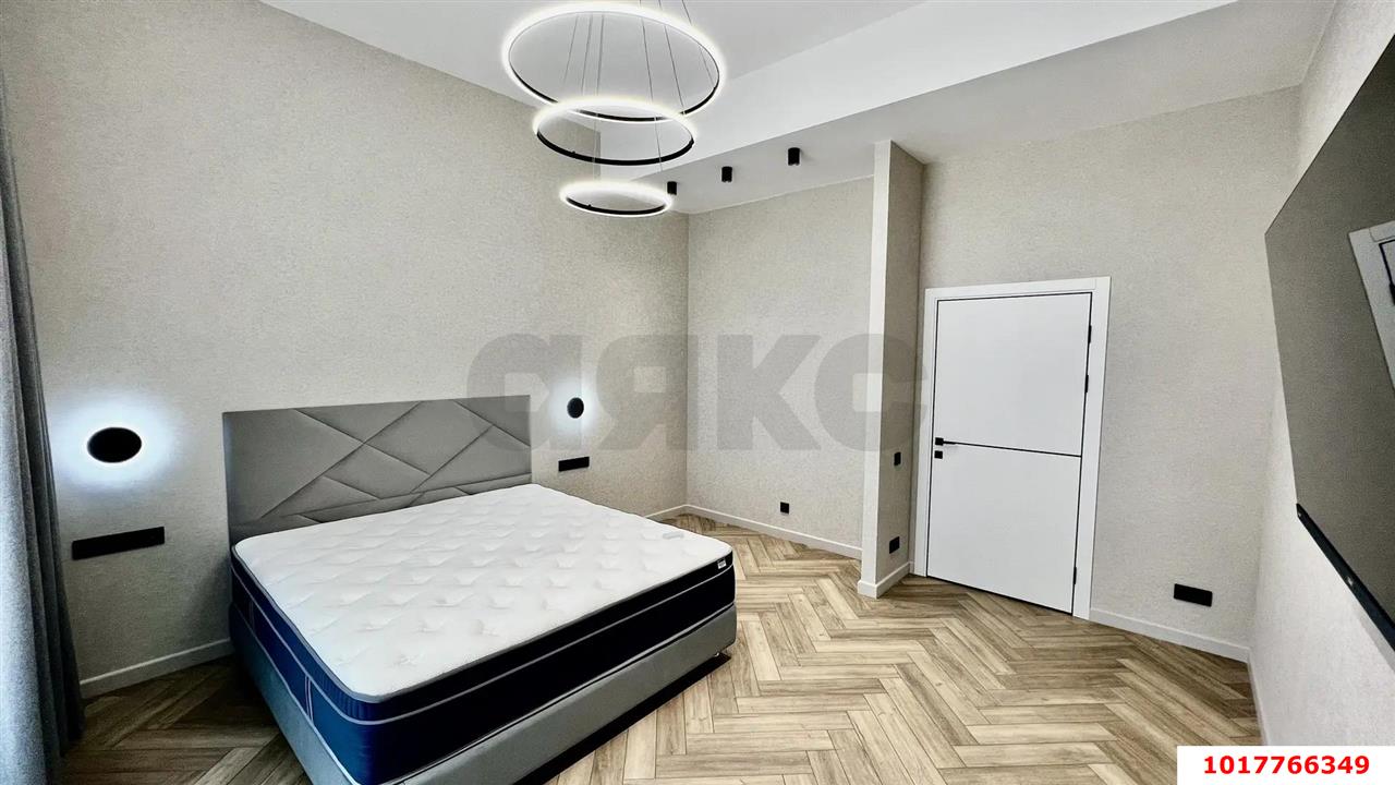 Фото №11: 1-комнатная квартира <span class="whitespace-nowrap">65 м²</span>, <span class="whitespace-nowrap">10/15 эт.</span> - Краснодар, Прикубанский внутригородской округ, Завод Измерительных Приборов, мкр. ЖК Девелопмент Плаза, ул. имени 40-летия Победы, 33Г