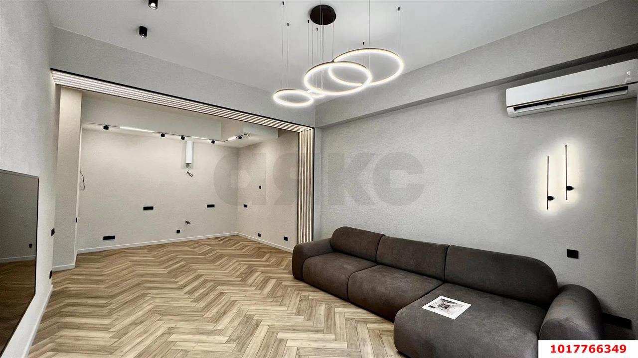 Фото №3: 1-комнатная квартира <span class="whitespace-nowrap">65 м²</span>, <span class="whitespace-nowrap">10/15 эт.</span> - Краснодар, Прикубанский внутригородской округ, Завод Измерительных Приборов, мкр. ЖК Девелопмент Плаза, ул. имени 40-летия Победы, 33Г
