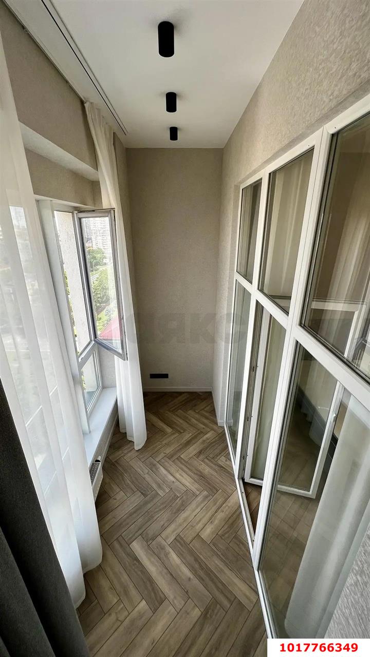 Фото №9: 1-комнатная квартира <span class="whitespace-nowrap">65 м²</span>, <span class="whitespace-nowrap">10/15 эт.</span> - Краснодар, Прикубанский внутригородской округ, Завод Измерительных Приборов, мкр. ЖК Девелопмент Плаза, ул. имени 40-летия Победы, 33Г