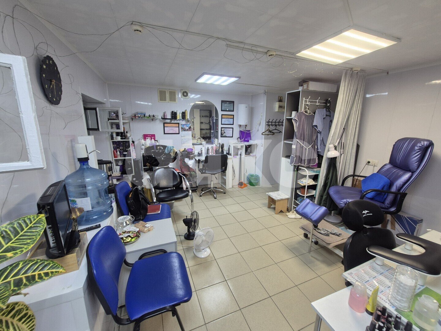 Фото №5: Коммерция <span class="whitespace-nowrap">63 м²</span>, <span class="whitespace-nowrap">-1/5 эт.</span> - Волгоград, Кировский, мкр. Развилка, ул. Кирова, 126