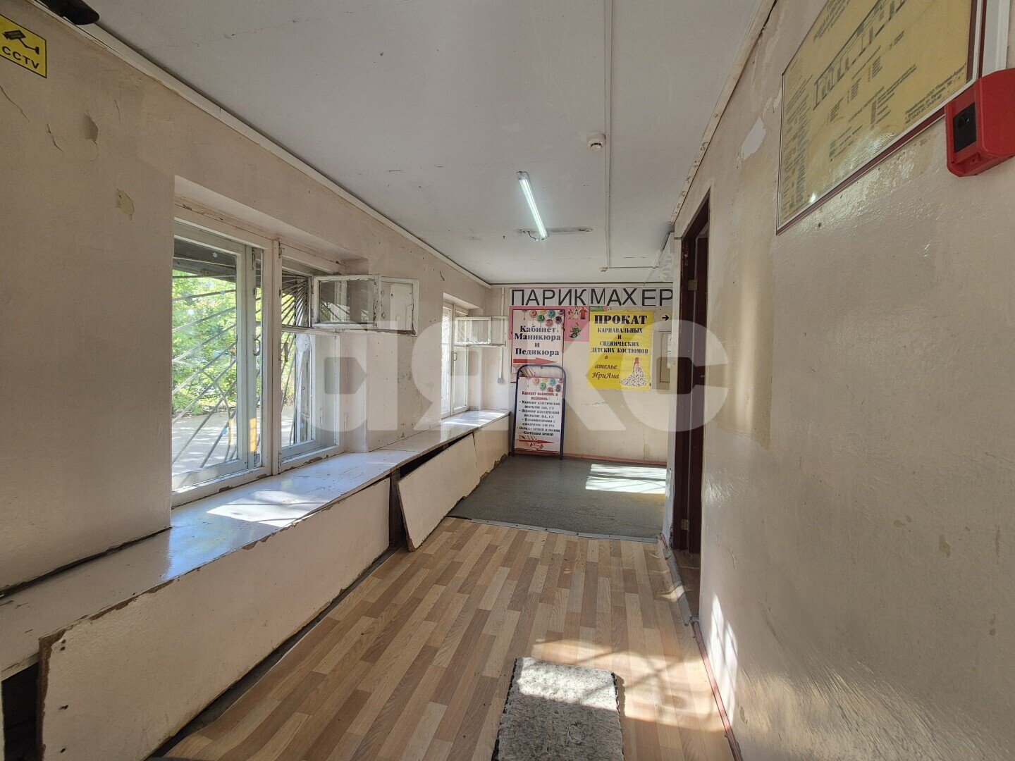 Фото №3: Коммерция <span class="whitespace-nowrap">63 м²</span>, <span class="whitespace-nowrap">-1/5 эт.</span> - Волгоград, Кировский, мкр. Развилка, ул. Кирова, 126
