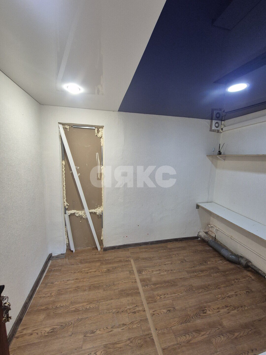 Фото №8: Коммерция <span class="whitespace-nowrap">63 м²</span>, <span class="whitespace-nowrap">-1/5 эт.</span> - Волгоград, Кировский, мкр. Развилка, ул. Кирова, 126