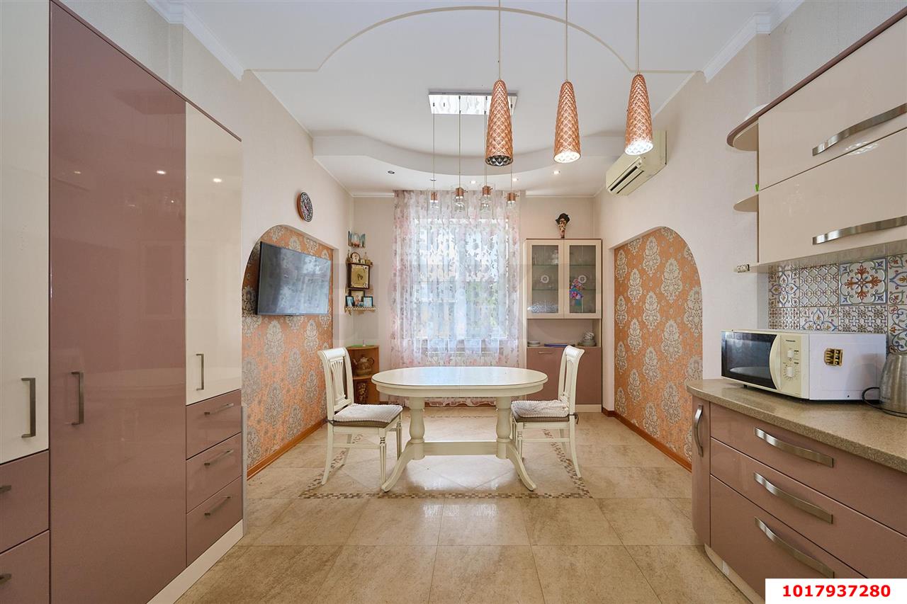 Фото №5: Дом <span class="whitespace-nowrap">223 м²</span> <span class="whitespace-nowrap">+ 8 сот.</span>, <span class="whitespace-nowrap">2 эт.</span> - Энем, ул. Космическая, 35