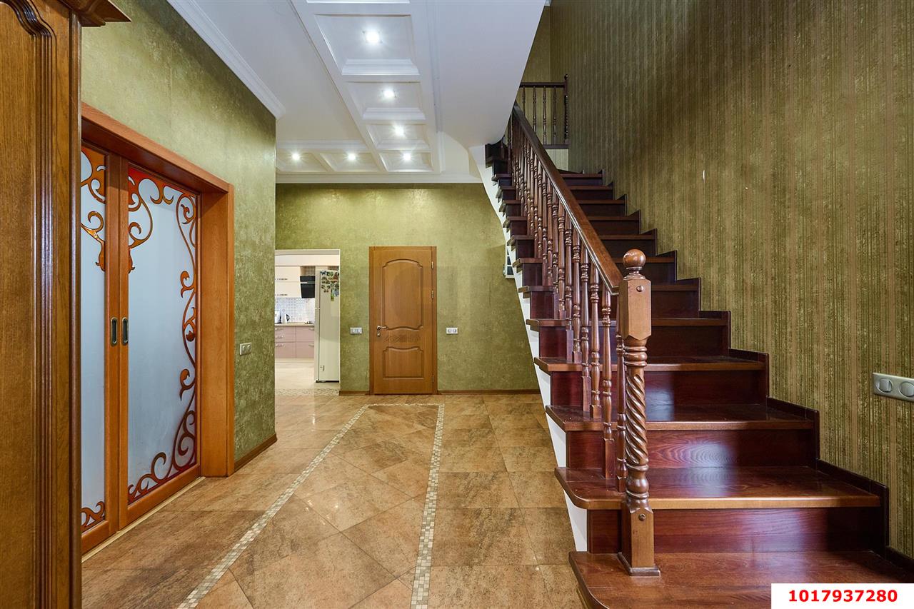Фото №11: Дом <span class="whitespace-nowrap">223 м²</span> <span class="whitespace-nowrap">+ 8 сот.</span>, <span class="whitespace-nowrap">2 эт.</span> - Энем, ул. Космическая, 35