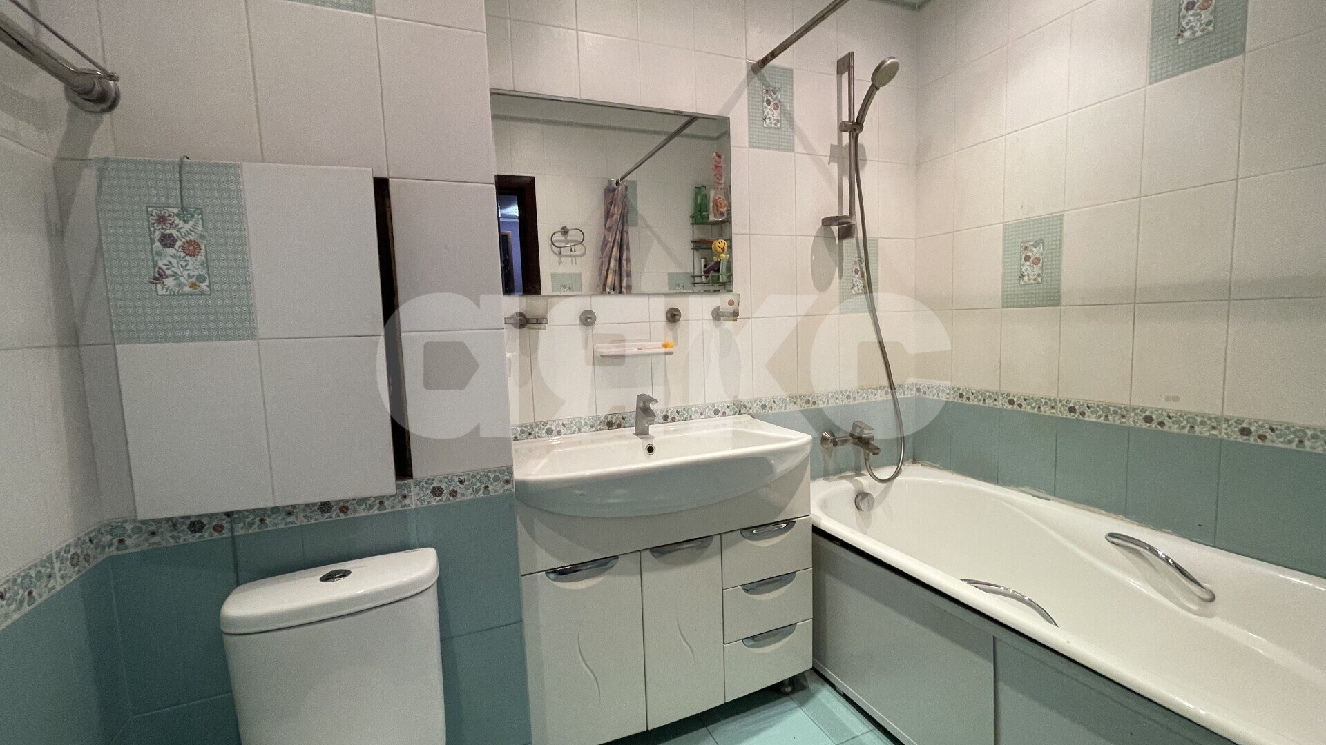 Фото №6: 1-комнатная квартира <span class="whitespace-nowrap">41 м²</span>, <span class="whitespace-nowrap">9/14 эт.</span> - Раменское, Залинейный, мкр. Солнечный, ул. Лучистая, 1