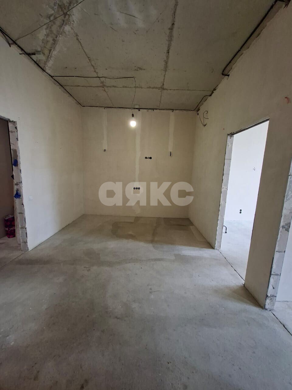 Фото №3: 2-комнатная квартира <span class="whitespace-nowrap">50 м²</span>, <span class="whitespace-nowrap">2/6 эт.</span> - Геленджик, Толстый Мыс, мкр. ЖК Черноморский-2, ул. Крымская, 22к14