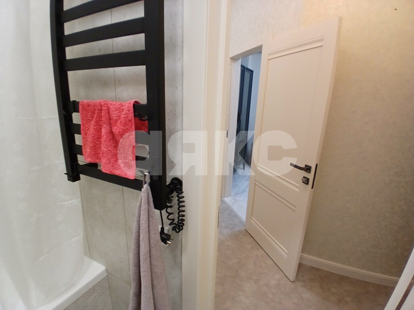Фото №8: 2-комнатная квартира <span class="whitespace-nowrap">58 м²</span>, <span class="whitespace-nowrap">1/7 эт.</span> - Геленджик, мкр. 5-й, ул. Прасковеевская, 7