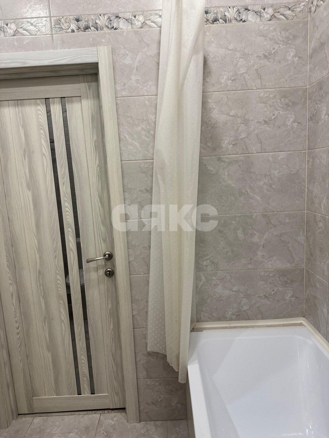 Фото №24: 1-комнатная квартира <span class="whitespace-nowrap">43 м²</span>, <span class="whitespace-nowrap">1/7 эт.</span> - Геленджик, мкр. жилой комплекс Созвездие, пр-кт Геленджикский, 4В