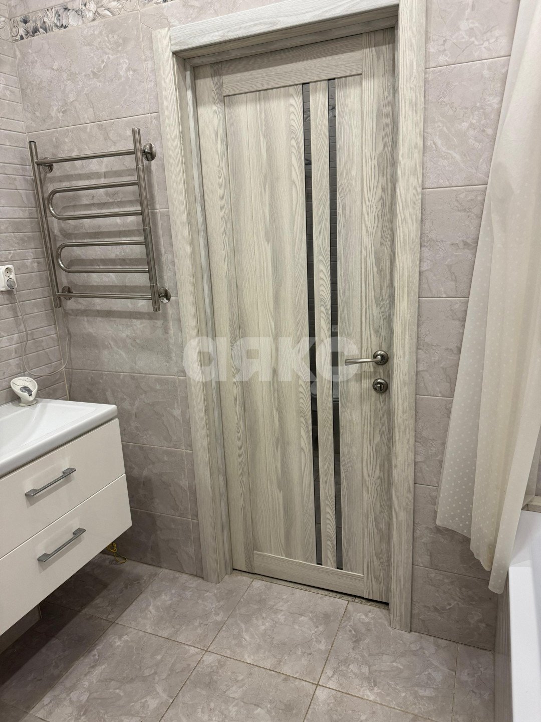 Фото №28: 1-комнатная квартира <span class="whitespace-nowrap">43 м²</span>, <span class="whitespace-nowrap">1/7 эт.</span> - Геленджик, мкр. жилой комплекс Созвездие, пр-кт Геленджикский, 4В