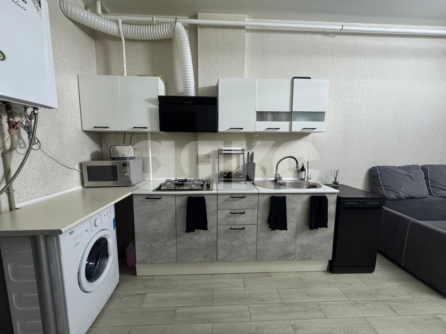 Фото №23: 1-комнатная квартира <span class="whitespace-nowrap">43 м²</span>, <span class="whitespace-nowrap">1/7 эт.</span> - Геленджик, мкр. жилой комплекс Созвездие, пр-кт Геленджикский, 4В