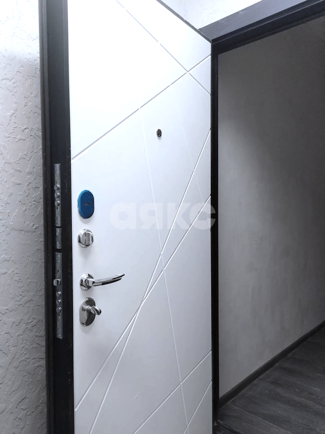 Фото №6: Студия <span class="whitespace-nowrap">24 м²</span>, <span class="whitespace-nowrap">1/5 эт.</span> - Волгоград, р. Краснооктябрьский, ул. 39-й Гвардейской Дивизии, 8