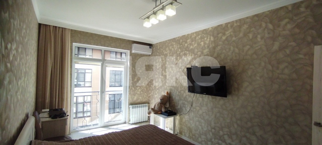 Фото №5: 1-комнатная квартира <span class="whitespace-nowrap">40 м²</span>, <span class="whitespace-nowrap">2/8 эт.</span> - Геленджик, квартал Южный, ЖК Столичный Квартал, мкр. ЖК Жуковский, ул. Витебская, 12к5