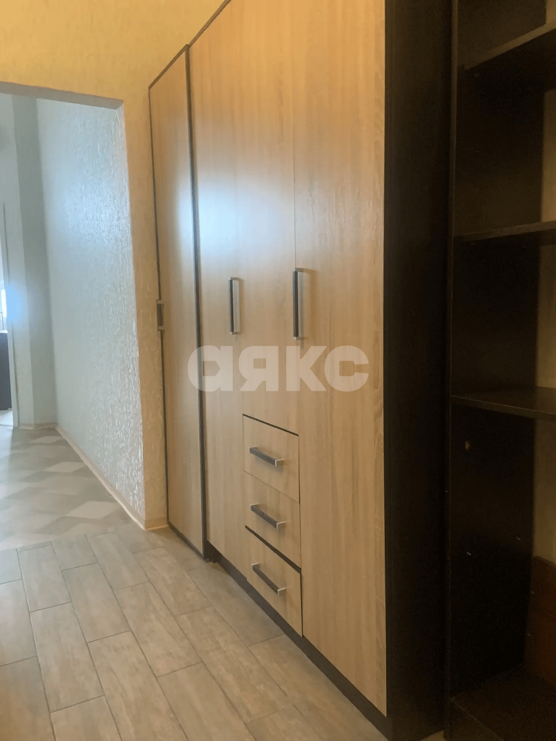Фото №10: 2-комнатная квартира <span class="whitespace-nowrap">48 м²</span>, <span class="whitespace-nowrap">6/6 эт.</span> - Геленджик, ул. Суворова, 29