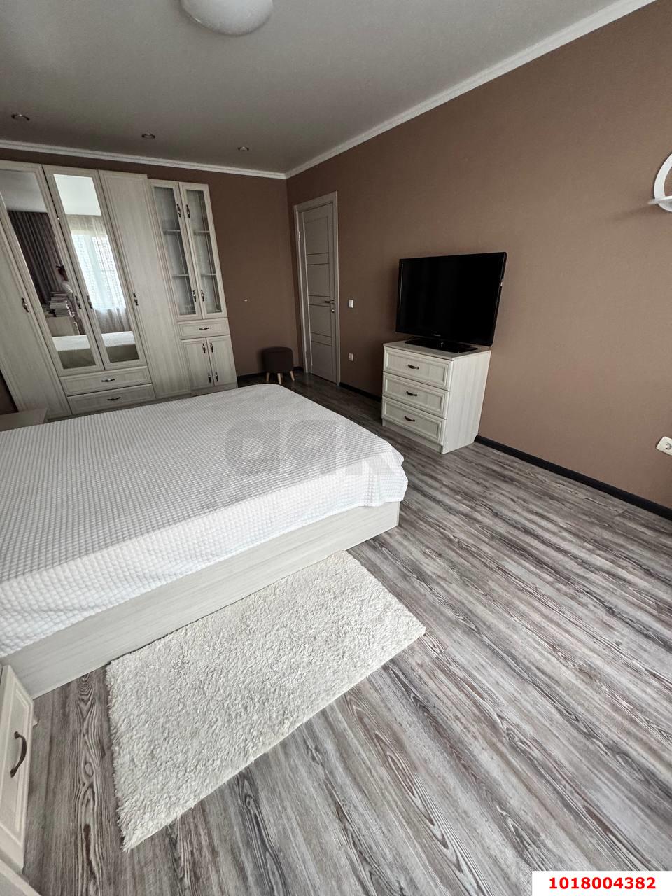 Фото №3: 2-комнатная квартира <span class="whitespace-nowrap">65 м²</span>, <span class="whitespace-nowrap">15/16 эт.</span> - Краснодар, Прикубанский внутригородской округ, мкр. Московский, ул. имени Николая Семеновича Котлярова, 21
