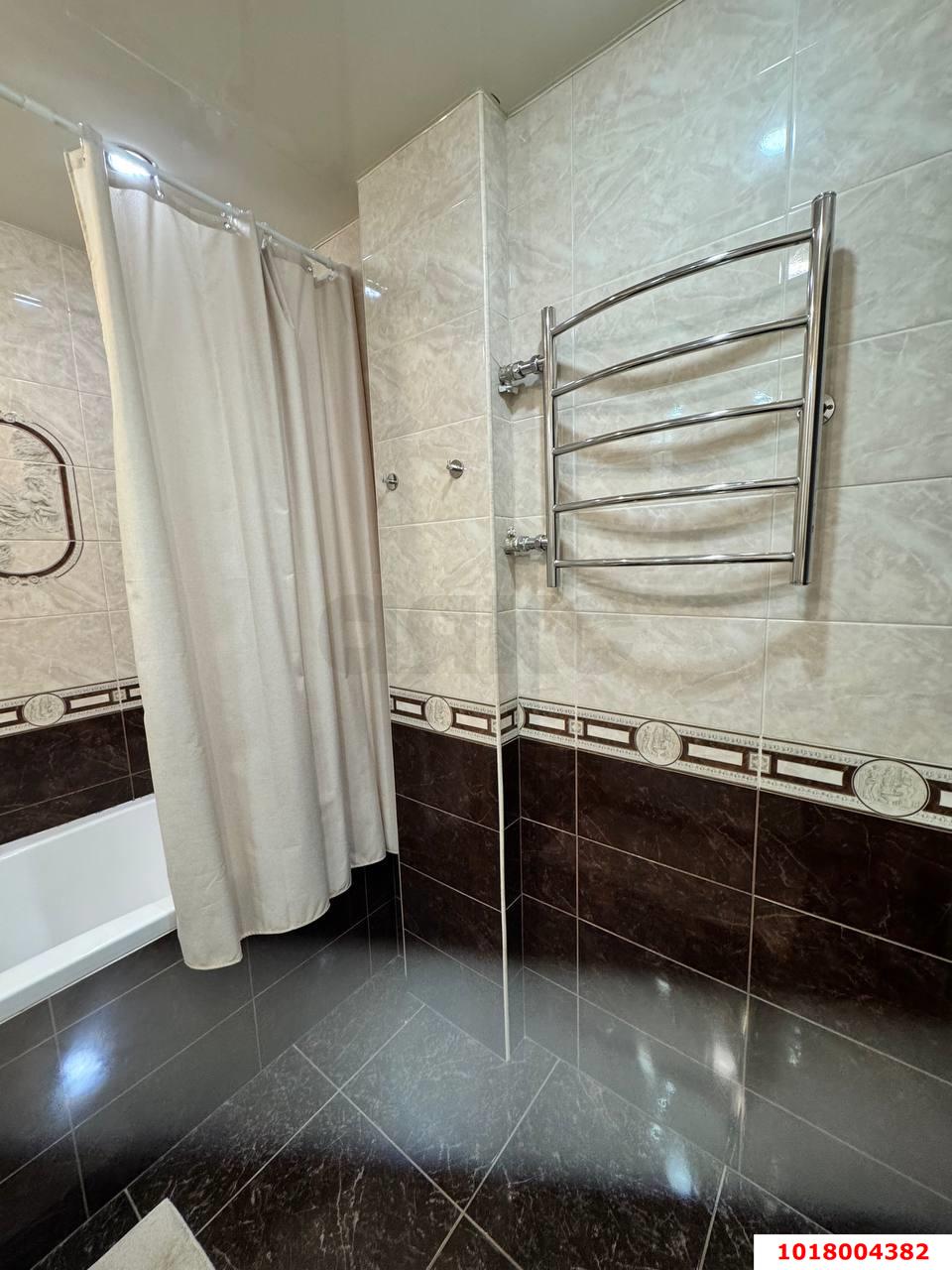 Фото №10: 2-комнатная квартира <span class="whitespace-nowrap">65 м²</span>, <span class="whitespace-nowrap">15/16 эт.</span> - Краснодар, Прикубанский внутригородской округ, мкр. Московский, ул. имени Николая Семеновича Котлярова, 21