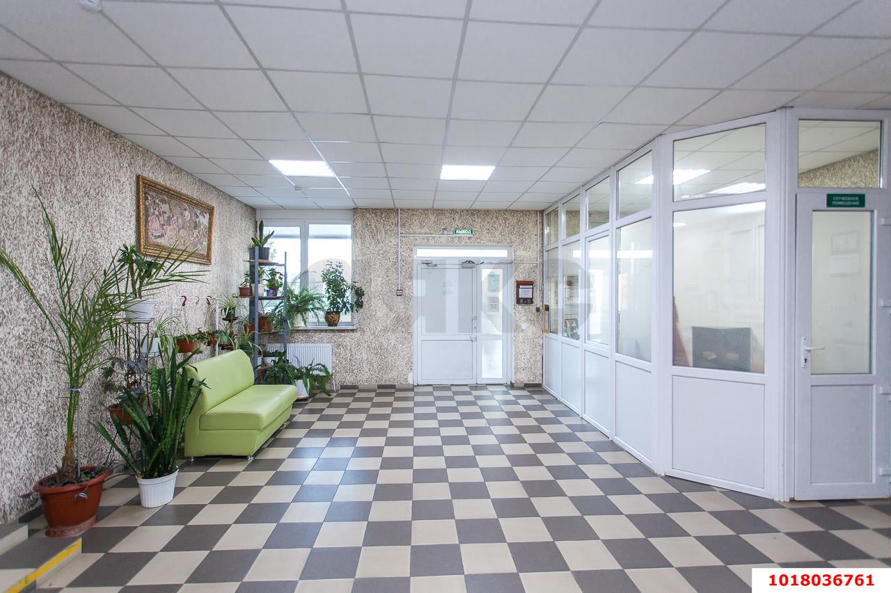 Фото №16: 1-комнатная квартира <span class="whitespace-nowrap">50 м²</span>, <span class="whitespace-nowrap">5/20 эт.</span> - Краснодар, Прикубанский внутригородской округ, мкр. Горхутор, ул. Агрономическая, 2/5к1