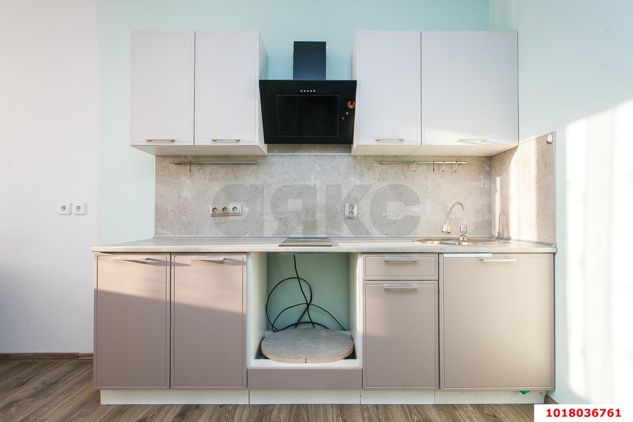 Фото №2: 1-комнатная квартира <span class="whitespace-nowrap">50 м²</span>, <span class="whitespace-nowrap">5/20 эт.</span> - Краснодар, Прикубанский внутригородской округ, мкр. Горхутор, ул. Агрономическая, 2/5к1
