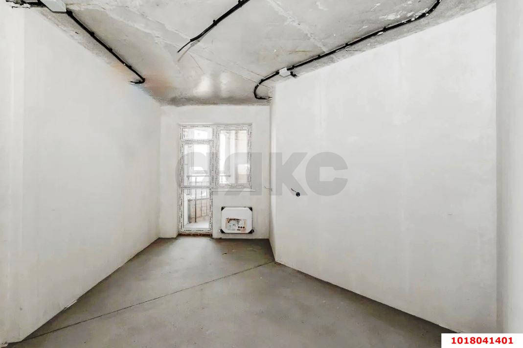 Фото №15: 3-комнатная квартира <span class="whitespace-nowrap">109 м²</span>, <span class="whitespace-nowrap">3/12 эт.</span> - Краснодар, Прикубанский внутригородской округ, мкр. 2-я Площадка, ул. Ветеранов, 85