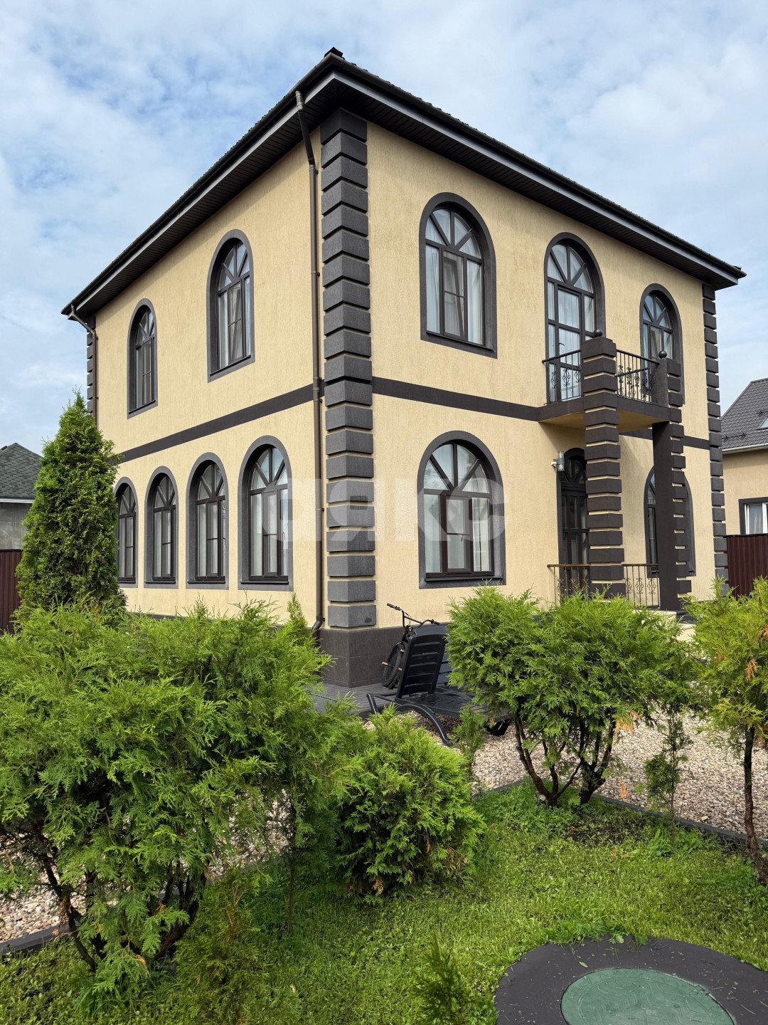 Фото №3: Дом <span class="whitespace-nowrap">200 м²</span> <span class="whitespace-nowrap">+ 6.12 сот.</span>, <span class="whitespace-nowrap">2 эт.</span> - Грибки, мкр. СНТ Грибки, ул. 5-я Линия