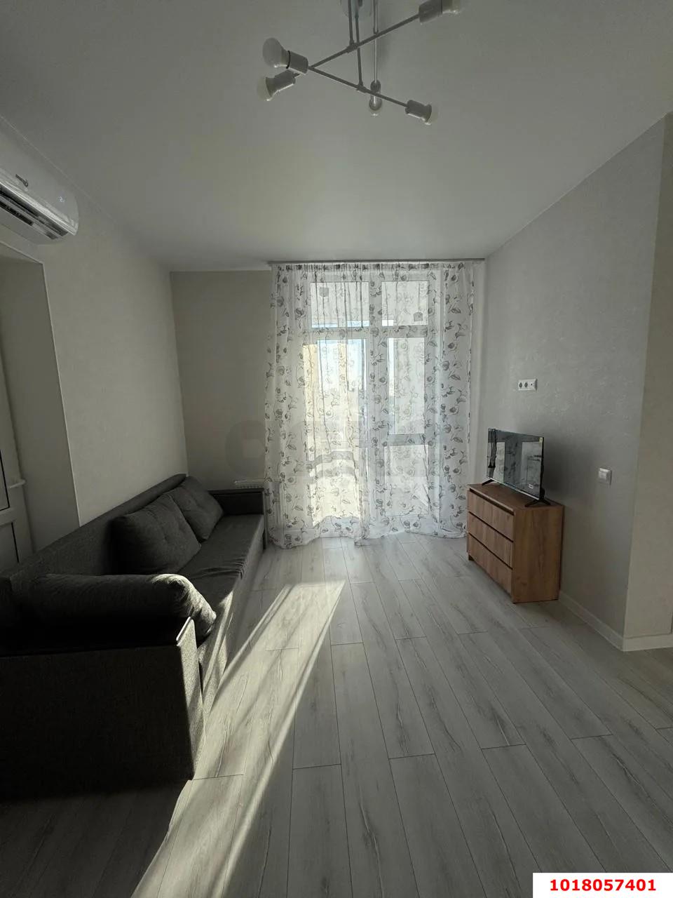 Фото №5: 1-комнатная квартира <span class="whitespace-nowrap">37 м²</span>, <span class="whitespace-nowrap">7/8 эт.</span> - Берёзовый, Прикубанский внутригородской округ, мкр. жилой комплекс Молодёжный-2, ул. имени Профессора Малигонова, 52/2