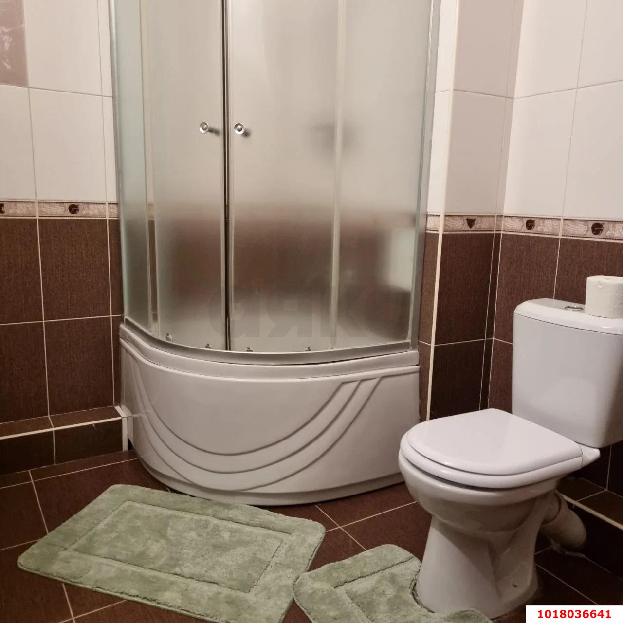 Фото №26: 3-комнатная квартира <span class="whitespace-nowrap">130 м²</span>, <span class="whitespace-nowrap">7/23 эт.</span> - Краснодар, Западный внутригородской округ, мкр. Центральный, ул. Кубанская набережная, 31/1