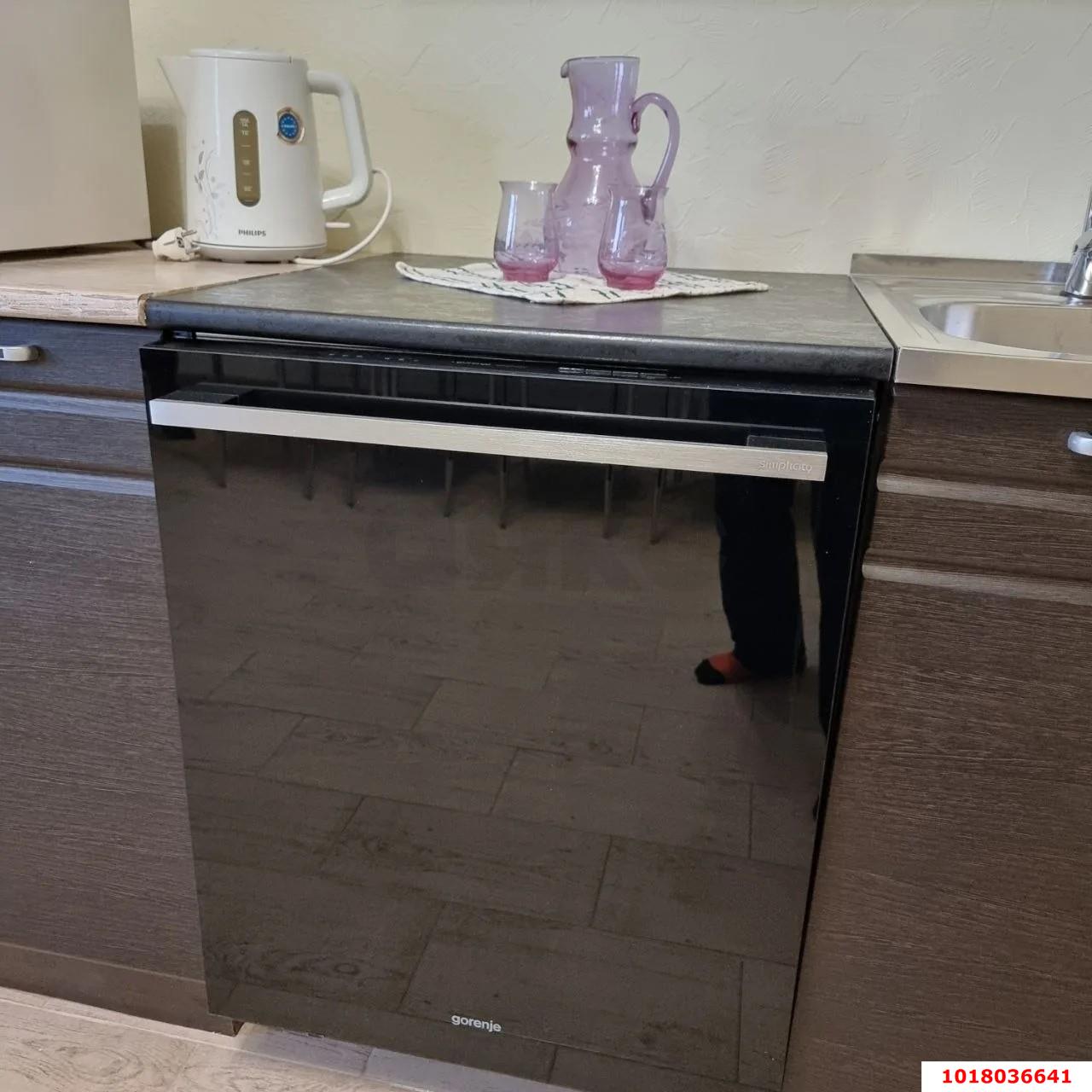 Фото №20: 3-комнатная квартира <span class="whitespace-nowrap">130 м²</span>, <span class="whitespace-nowrap">7/23 эт.</span> - Краснодар, Западный внутригородской округ, мкр. Центральный, ул. Кубанская набережная, 31/1