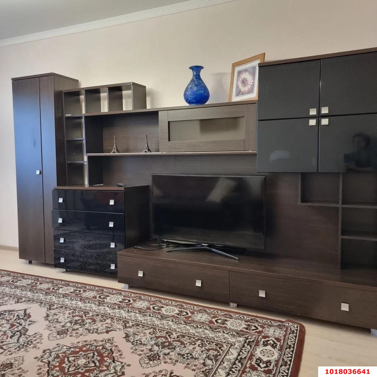 Фото №1: 3-комнатная квартира <span class="whitespace-nowrap">130 м²</span>, <span class="whitespace-nowrap">7/23 эт.</span> - Краснодар, Западный внутригородской округ, мкр. Центральный, ул. Кубанская набережная, 31/1