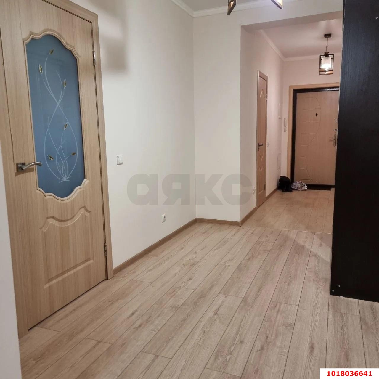 Фото №5: 3-комнатная квартира <span class="whitespace-nowrap">130 м²</span>, <span class="whitespace-nowrap">7/23 эт.</span> - Краснодар, Западный внутригородской округ, мкр. Центральный, ул. Кубанская набережная, 31/1