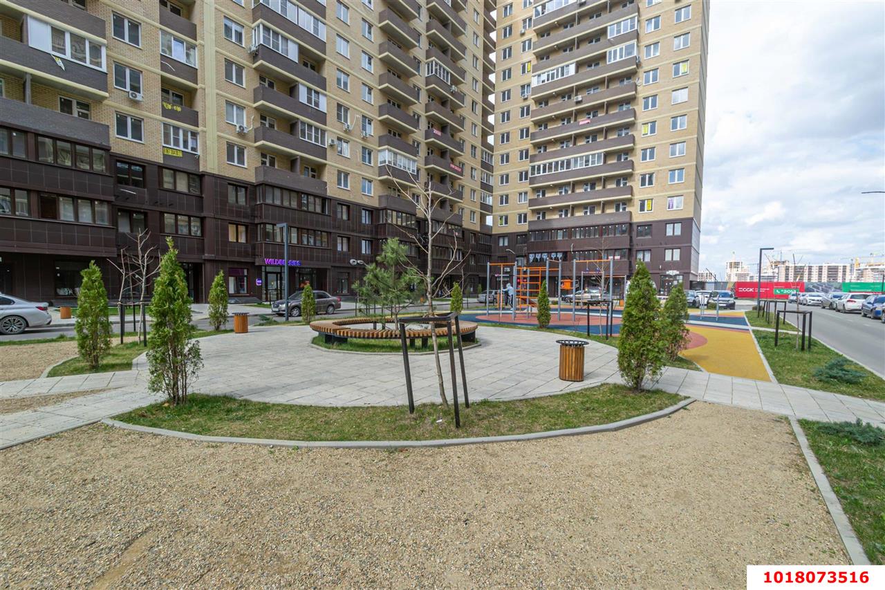 Фото №8: 1-комнатная квартира <span class="whitespace-nowrap">35 м²</span>, <span class="whitespace-nowrap">15/16 эт.</span> - Краснодар, Прикубанский внутригородской округ, мкр. жилой комплекс Ракурс, ул. имени Героя Ростовского, 8к3