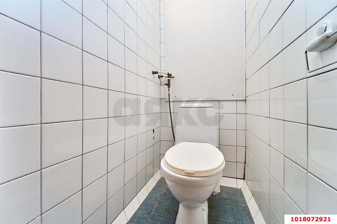 Фото №12: 3-комнатная квартира <span class="whitespace-nowrap">78 м²</span>, <span class="whitespace-nowrap">3/10 эт.</span> - Краснодар, Прикубанский внутригородской округ, мкр. Восточно-Кругликовский, ул. имени 40-летия Победы, 93