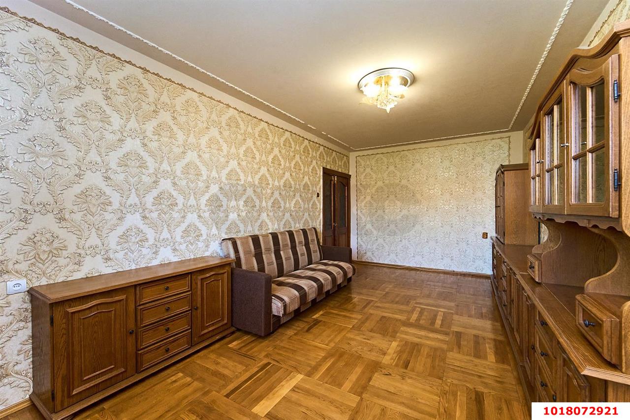Фото №4: 3-комнатная квартира <span class="whitespace-nowrap">78 м²</span>, <span class="whitespace-nowrap">3/10 эт.</span> - Краснодар, Прикубанский внутригородской округ, мкр. Восточно-Кругликовский, ул. имени 40-летия Победы, 93