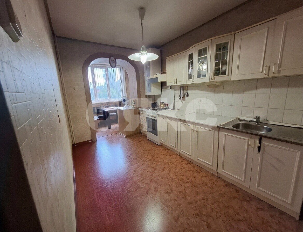 Фото №2: 1-комнатная квартира <span class="whitespace-nowrap">48 м²</span>, <span class="whitespace-nowrap">3/5 эт.</span> - Майкоп, мкр. квартал Черёмушки, ул. Гайдара, 82к1