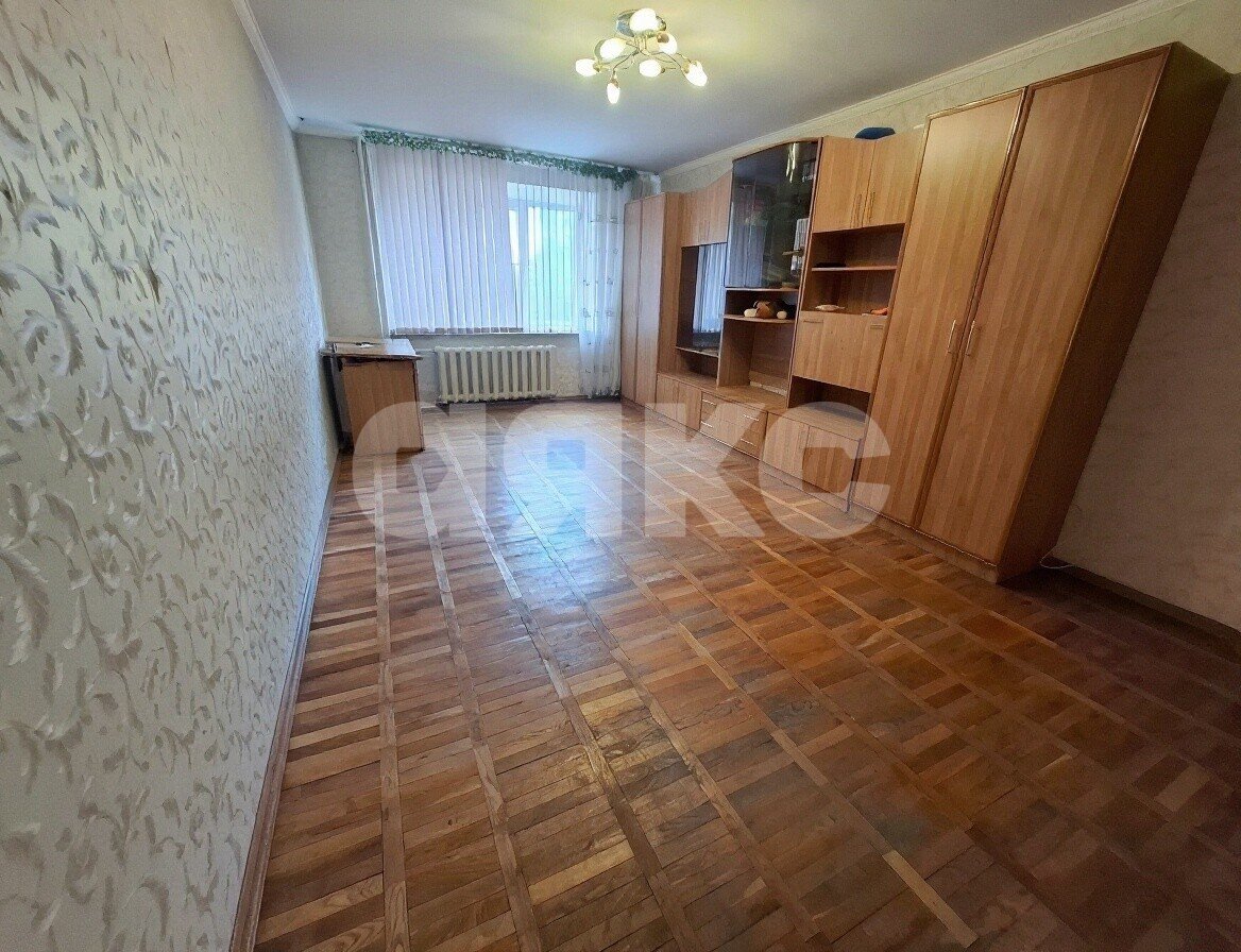 Фото №3: 1-комнатная квартира <span class="whitespace-nowrap">48 м²</span>, <span class="whitespace-nowrap">3/5 эт.</span> - Майкоп, мкр. квартал Черёмушки, ул. Гайдара, 82к1