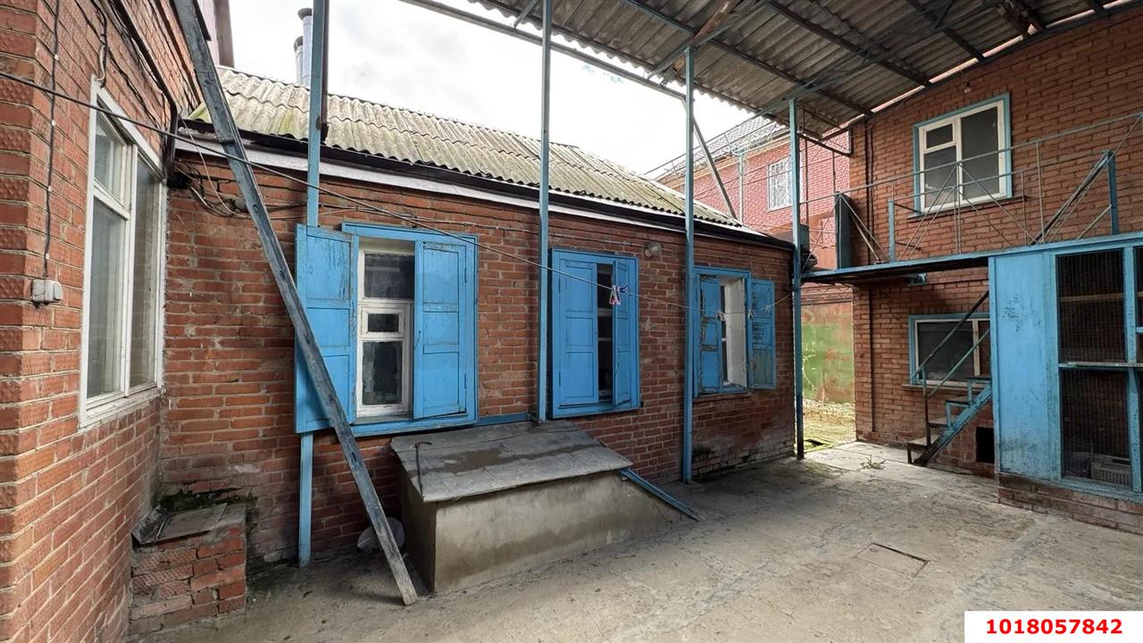Фото №6: Дом <span class="whitespace-nowrap">103 м²</span> <span class="whitespace-nowrap">+ 3.2 сот.</span>, <span class="whitespace-nowrap">1 эт.</span> - Краснодар, Западный внутригородской округ, мкр. Кожзавод, ул. Труда, 62