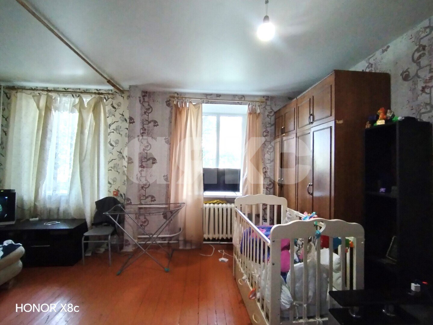 Фото №1: 1-комнатная квартира <span class="whitespace-nowrap">35 м²</span>, <span class="whitespace-nowrap">1/2 эт.</span> - Волгоград, Краснооктябрьский, п. Мансардный, ул. Капитана Тряскина, 39
