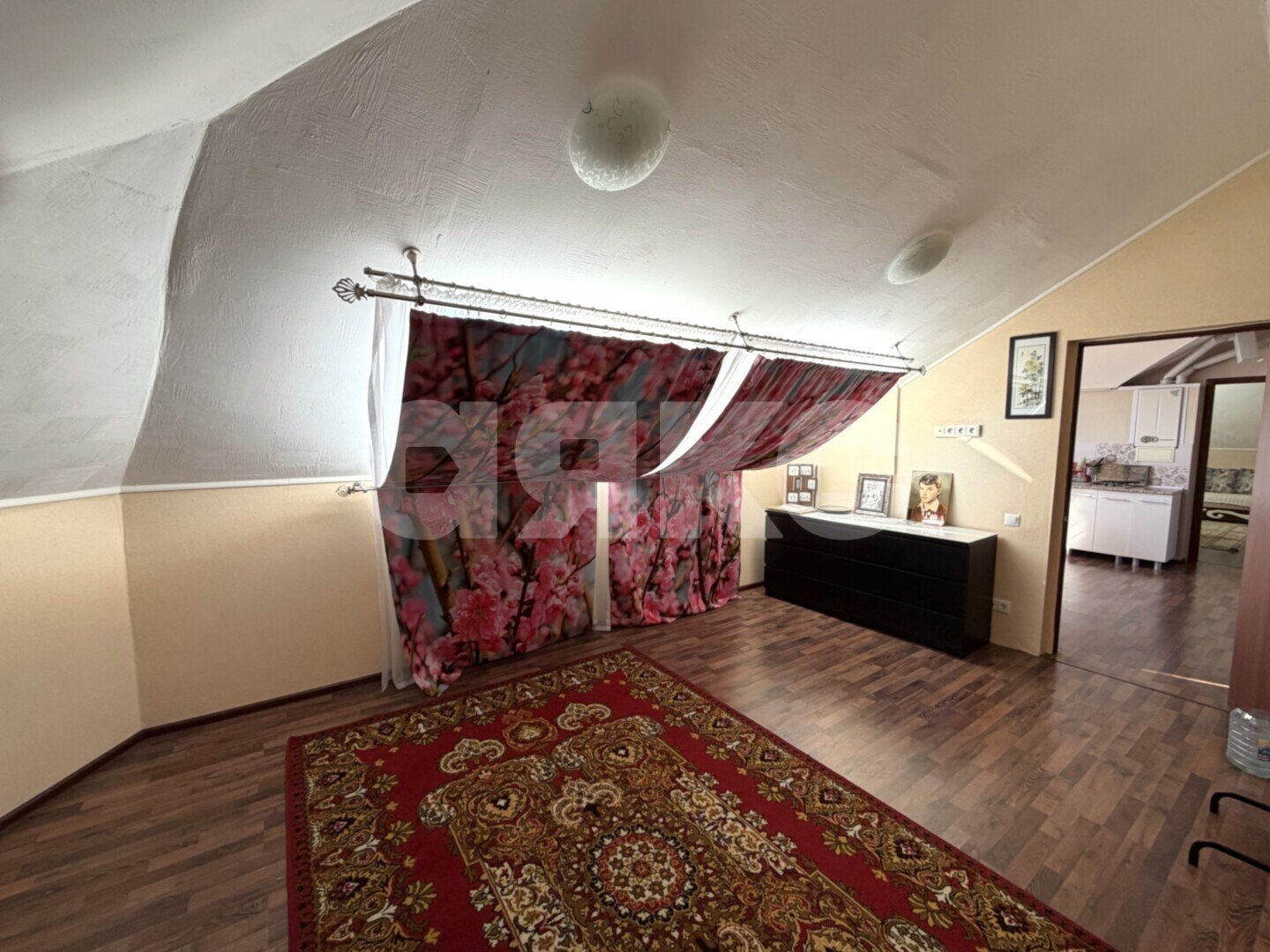 Фото №5: 2-комнатная квартира <span class="whitespace-nowrap">57 м²</span>, <span class="whitespace-nowrap">7/7 эт.</span> - Геленджик, мкр. 5-й, ул. Херсонская, 70