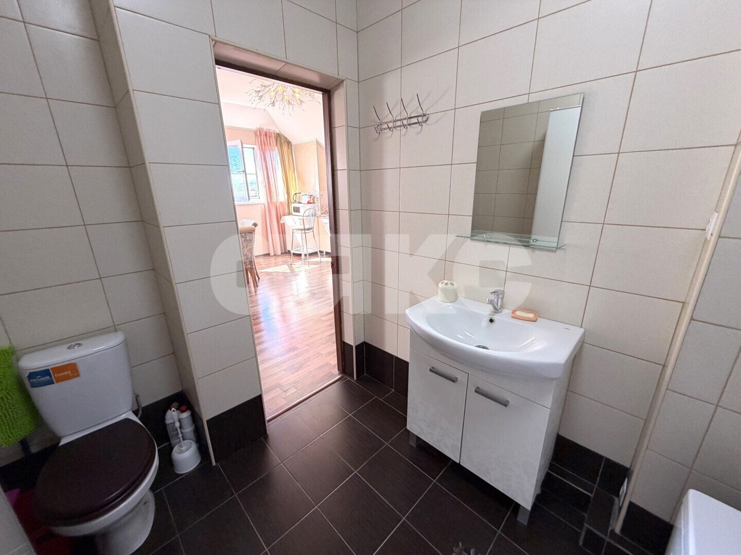Фото №8: 2-комнатная квартира <span class="whitespace-nowrap">57 м²</span>, <span class="whitespace-nowrap">7/7 эт.</span> - Геленджик, мкр. 5-й, ул. Херсонская, 70