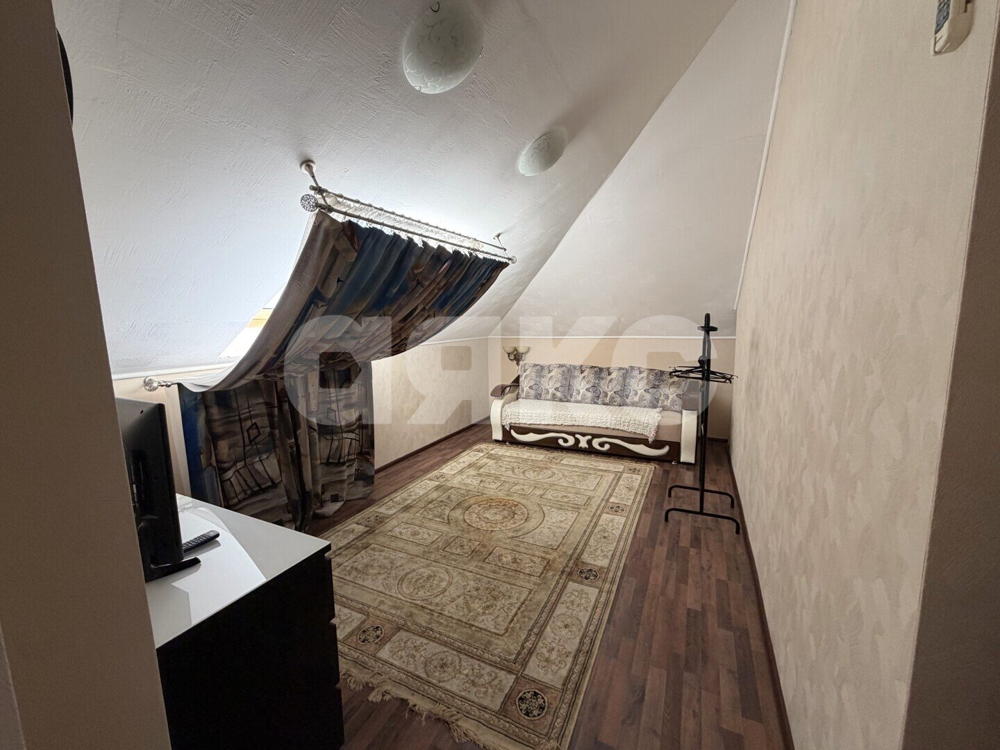 Фото №6: 2-комнатная квартира <span class="whitespace-nowrap">57 м²</span>, <span class="whitespace-nowrap">7/7 эт.</span> - Геленджик, мкр. 5-й, ул. Херсонская, 70