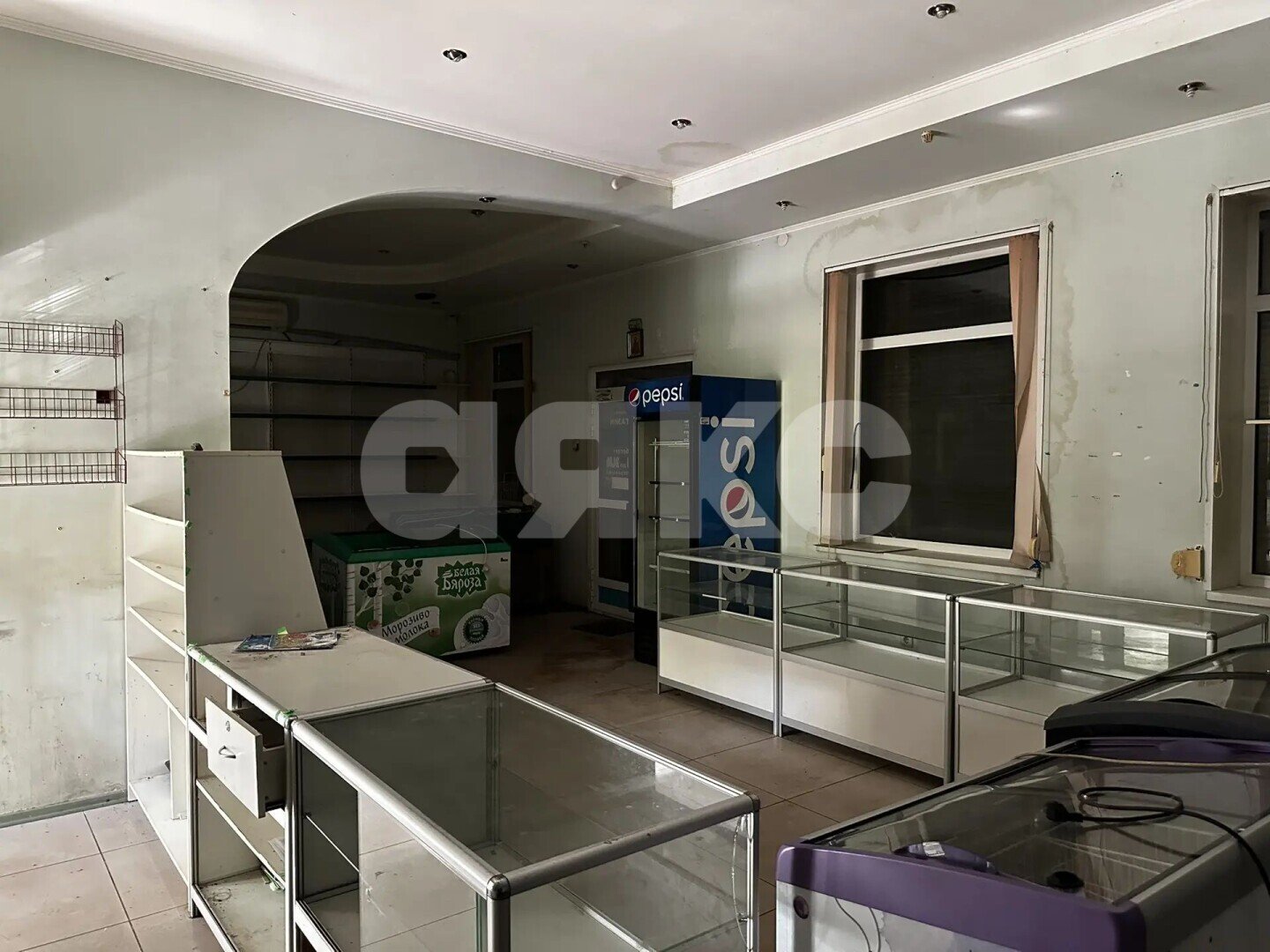 Фото №10: Коммерция <span class="whitespace-nowrap">153 м²</span>, <span class="whitespace-nowrap">2/2 эт.</span> - Белосарайская Коса, ул. Безуха, 36В