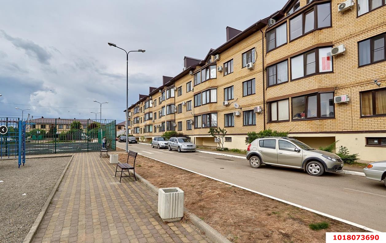 Фото №2: 1-комнатная квартира <span class="whitespace-nowrap">39 м²</span>, <span class="whitespace-nowrap">2/4 эт.</span> - Знаменский, Карасунский внутригородской округ, мкр. жилой комплекс Первомайский, ул. Первомайская, 36/4