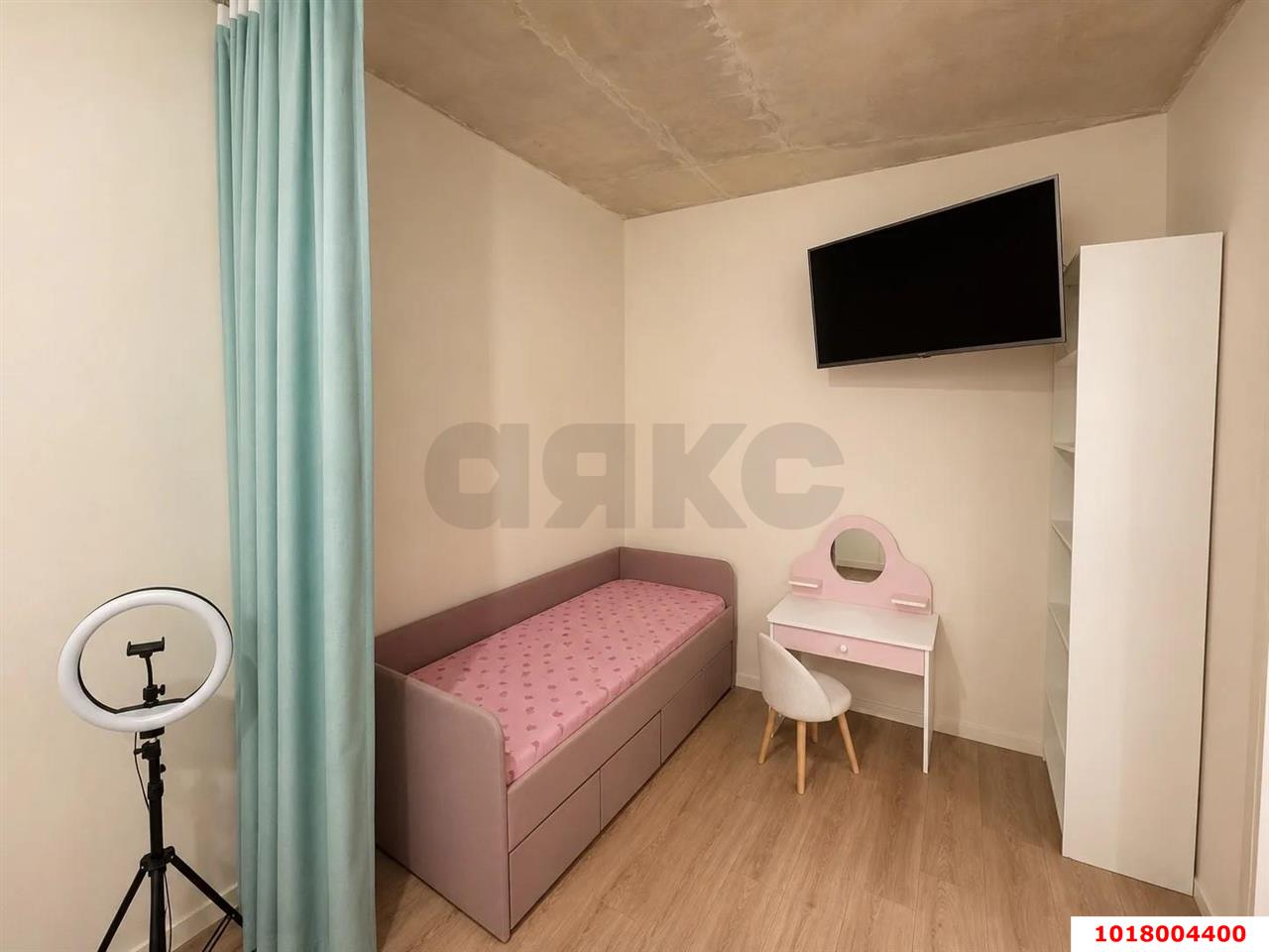 Фото №5: 2-комнатная квартира <span class="whitespace-nowrap">42 м²</span>, <span class="whitespace-nowrap">1/8 эт.</span> - Краснодар, Прикубанский внутригородской округ, отделение № 2 Агрофирмы Солнечная, мкр. жилой комплекс Движение, ул. Западный Обход, 38/1к2