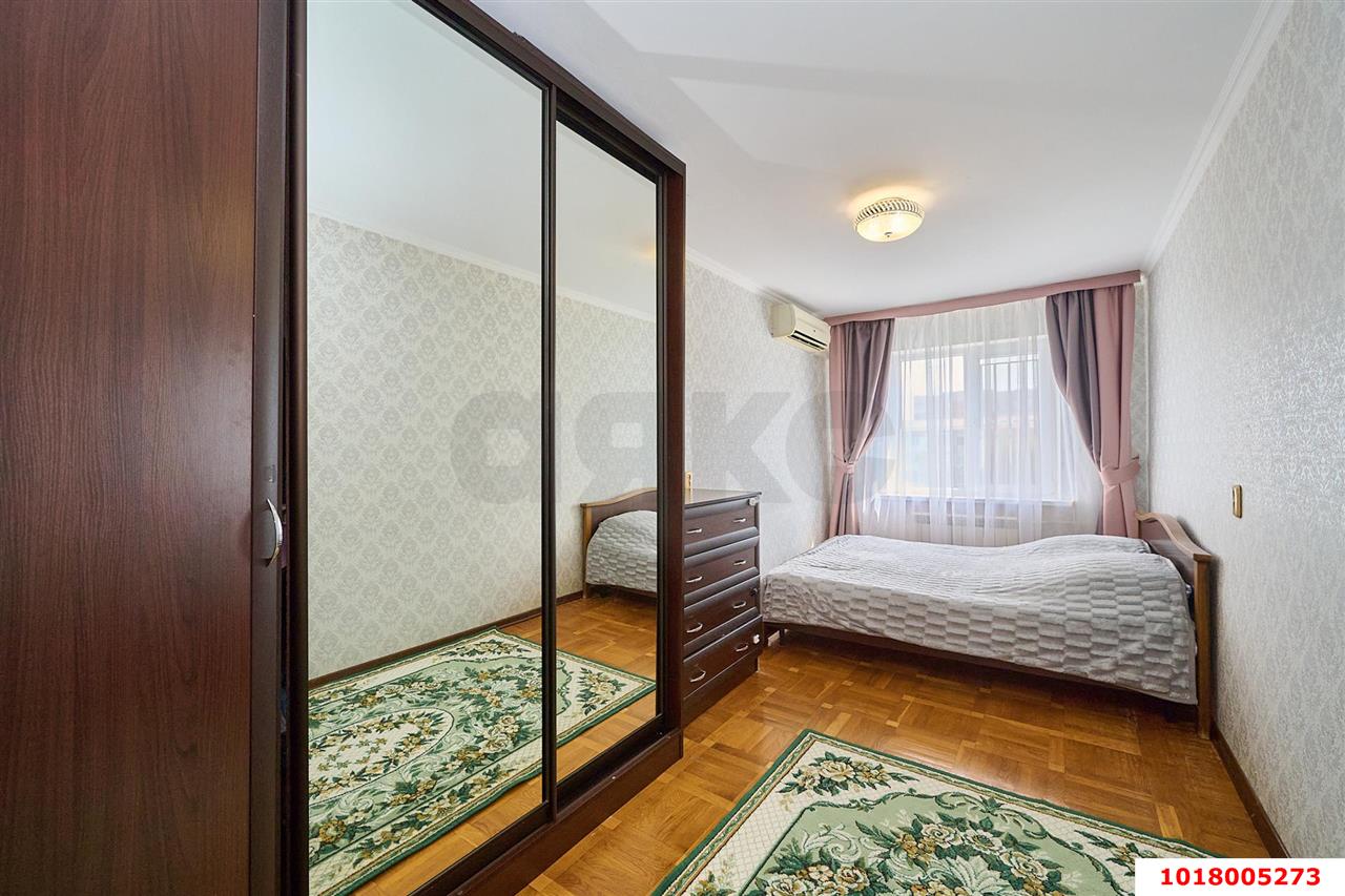 Фото №3: 3-комнатная квартира <span class="whitespace-nowrap">62 м²</span>, <span class="whitespace-nowrap">5/5 эт.</span> - Краснодар, Прикубанский внутригородской округ, мкр. Фестивальный, ул. Гагарина, 79