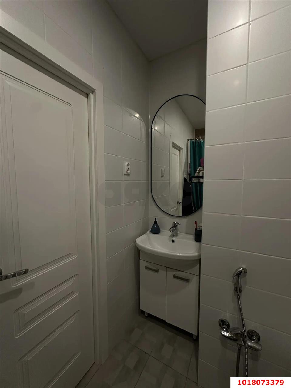 Фото №6: 1-комнатная квартира <span class="whitespace-nowrap">42 м²</span>, <span class="whitespace-nowrap">16/16 эт.</span> - Краснодар, Прикубанский внутригородской округ, ЖК Славянка, мкр. Славянский, ул. Заполярная, 39к4