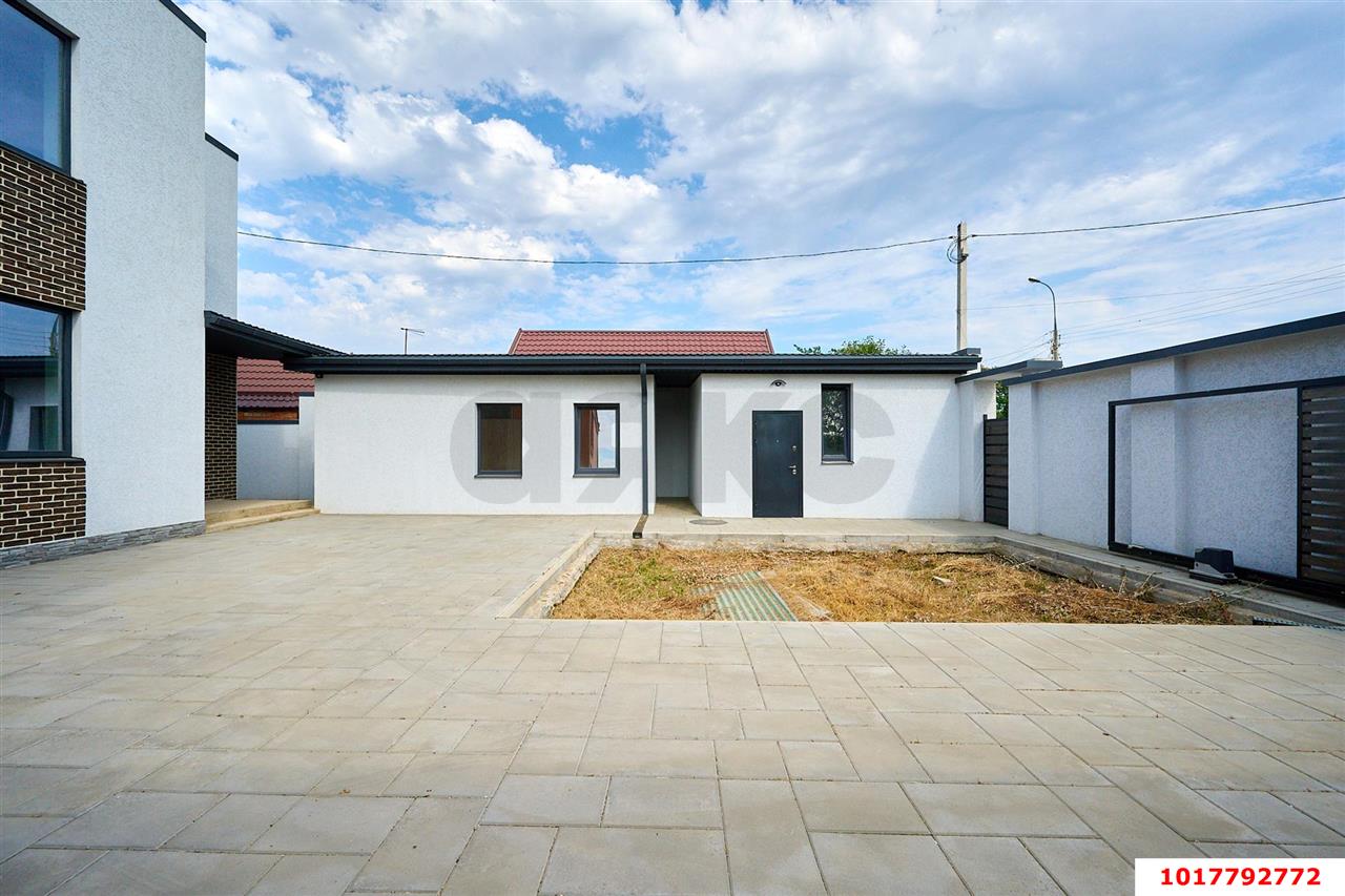 Фото №26: Дом <span class="whitespace-nowrap">220 м²</span> <span class="whitespace-nowrap">+ 4 сот.</span>, <span class="whitespace-nowrap">2 эт.</span> - Краснодар, Прикубанский внутригородской округ, мкр. Славянский, ул. имени Толбухина, 14