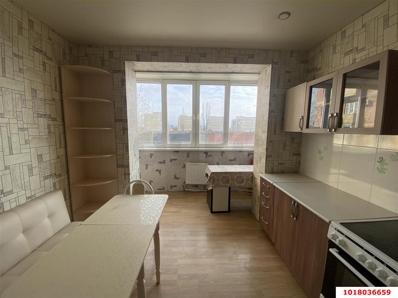 Фото №3: 2-комнатная квартира <span class="whitespace-nowrap">55 м²</span>, <span class="whitespace-nowrap">1/7 эт.</span> - Краснодар, мкр. Прикубанский внутригородской округ, ул. Тепличная, 94
