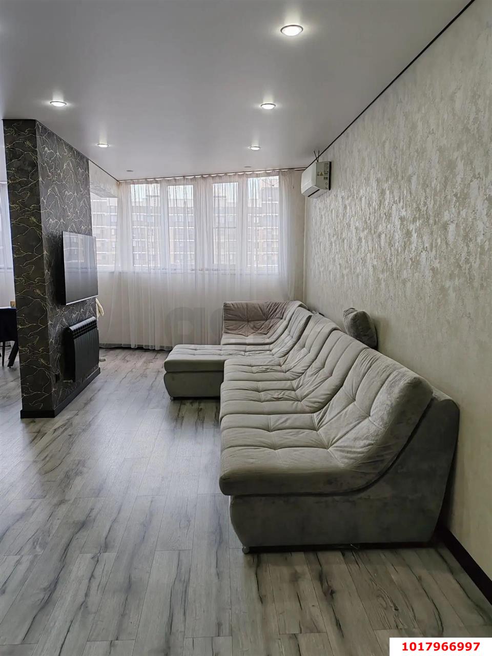 Фото №2: 3-комнатная квартира <span class="whitespace-nowrap">95 м²</span>, <span class="whitespace-nowrap">16/17 эт.</span> - Краснодар, Прикубанский внутригородской округ, Россинского, мкр. жилой комплекс Дружный, ул. Адмирала Серебрякова, 3к3