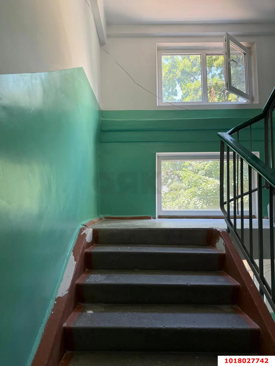 Фото №10: 2-комнатная квартира <span class="whitespace-nowrap">48 м²</span>, <span class="whitespace-nowrap">5/5 эт.</span> - Краснодар, Карасунский внутригородской округ, мкр. Черёмушки, ул. Селезнёва, 88